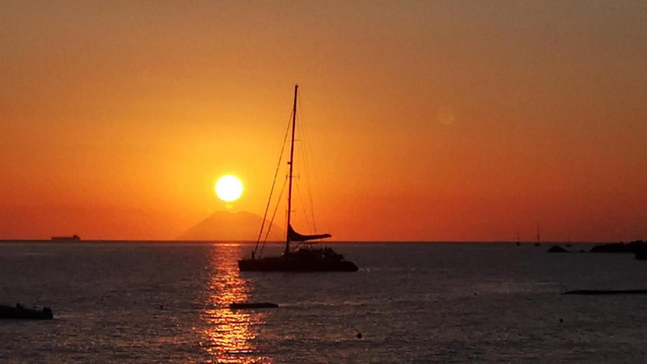 Le Casette Sul Mare Capo Vaticano Luaran gambar