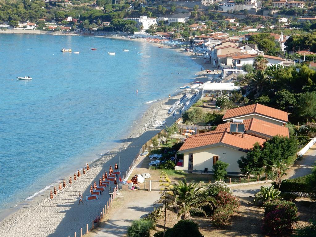 Le Casette Sul Mare Capo Vaticano Luaran gambar