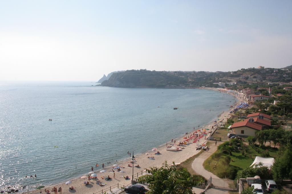 Le Casette Sul Mare Capo Vaticano Luaran gambar