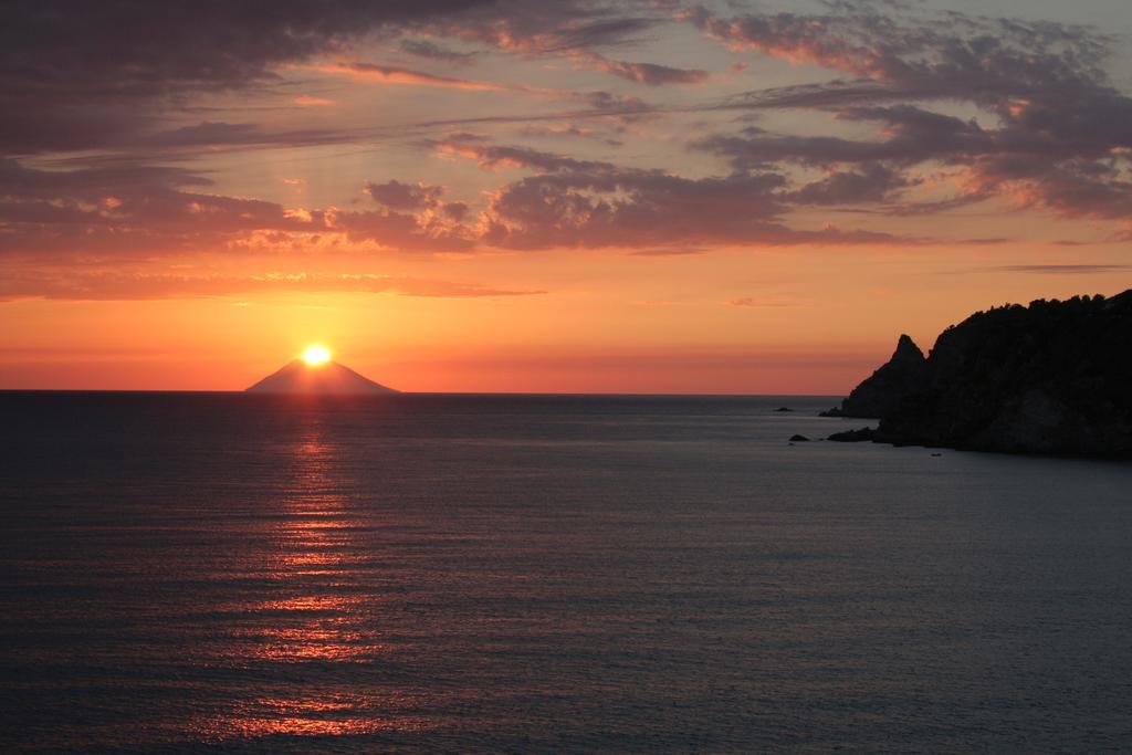 Le Casette Sul Mare Capo Vaticano Luaran gambar
