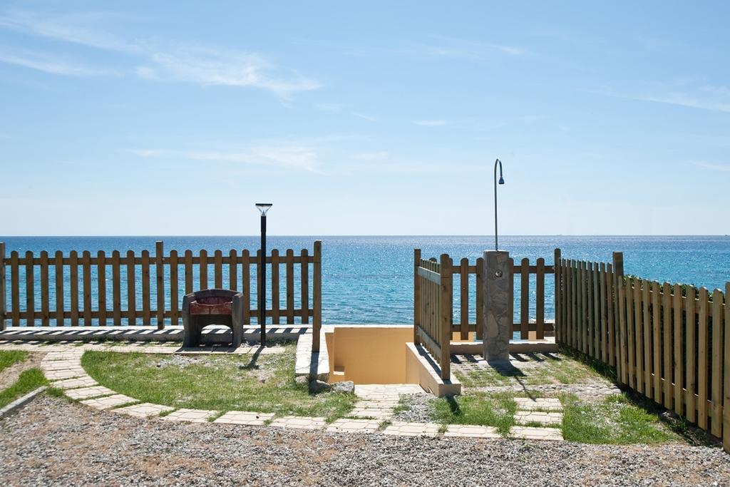 Le Casette Sul Mare Capo Vaticano Luaran gambar