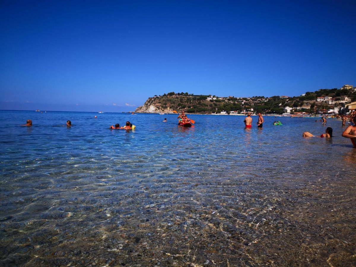 Le Casette Sul Mare Capo Vaticano Luaran gambar